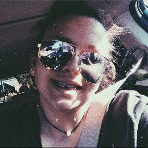 Meet your Posher, Kristina